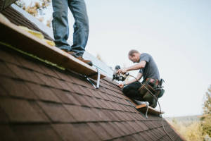 Local Roofers in Lucky, PA